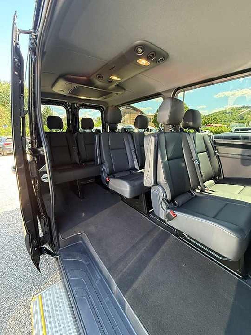 Sedili in pelle all'interno del nostro Mercedes-Benz Sprinter